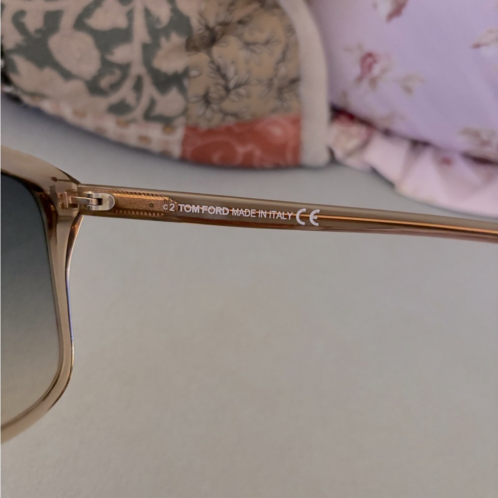 Tom Ford Sunglasses - Picture 9 of 10